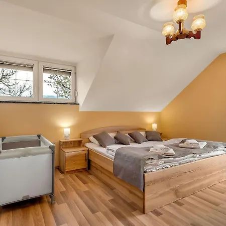 Smajdek Farm Near Thermal Spas & Nature Park Apartment Podsreda