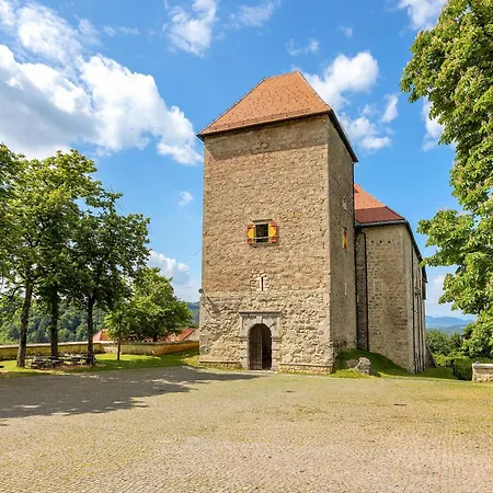 Smajdek Farm Near Thermal Spas & Nature Park * Podsreda